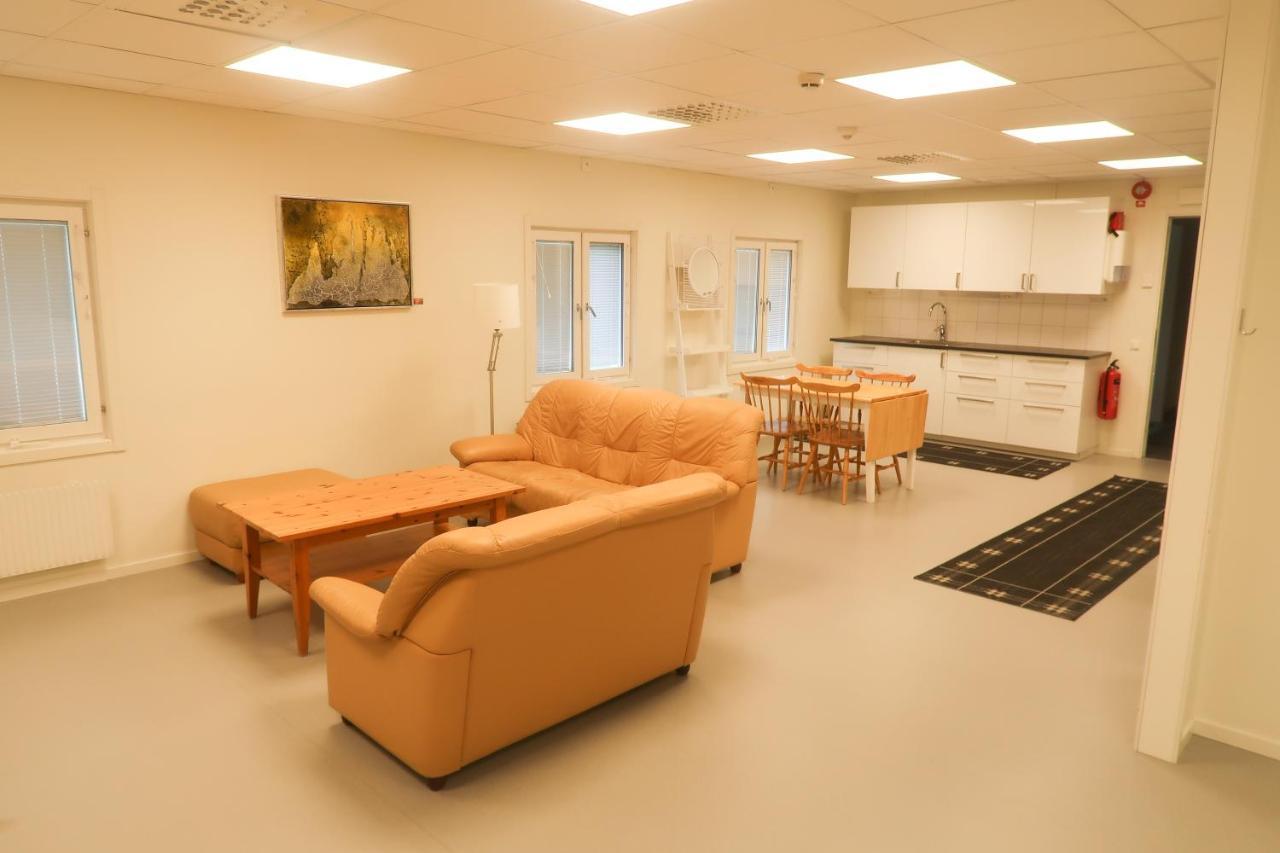Skra Hostel - Bed & Business Alnon 外观 照片
