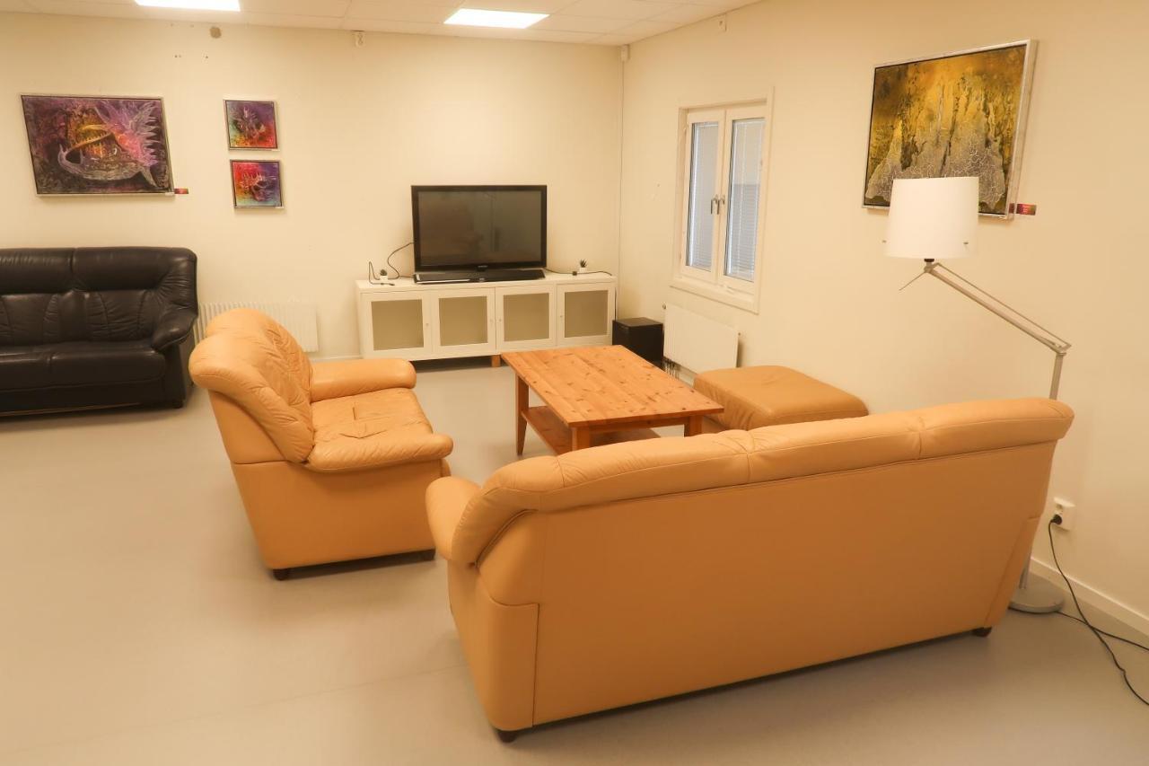 Skra Hostel - Bed & Business Alnon 外观 照片
